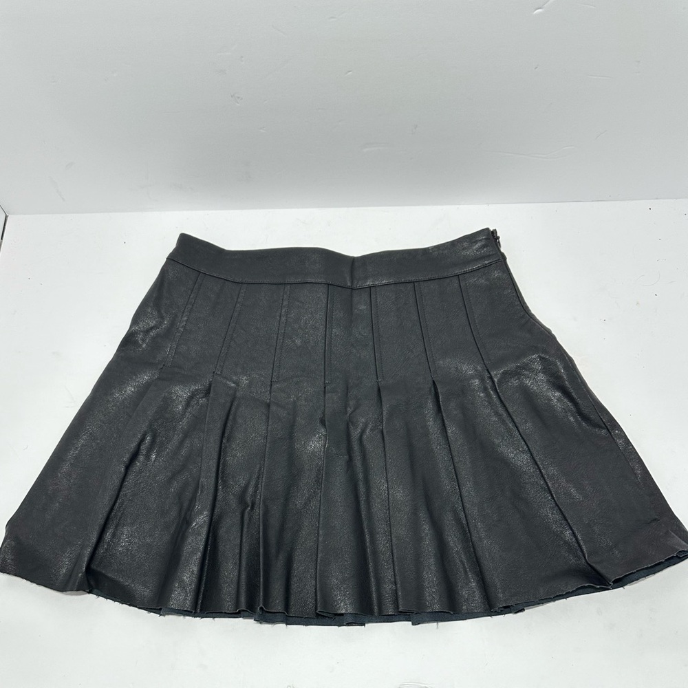 Lelis Faux Leather Pleated Skirt